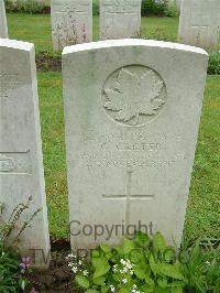 Etaples Military Cemetery - Carter, G